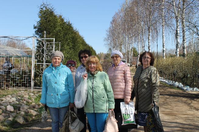Выезд представителей "Школы активного долголетия"в «Питомник Буньково»-ООО «Центр декоративных растений»  с. Буньково
