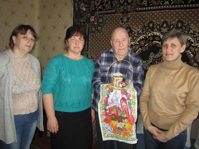 "Мобильный Православный киоск" для получателей социальных услуг 