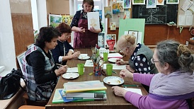Творческая встреча представителей изо-студии «Палитра» и досугового объединения «Живые краски»